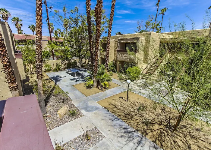 Desert Vacation Villas
